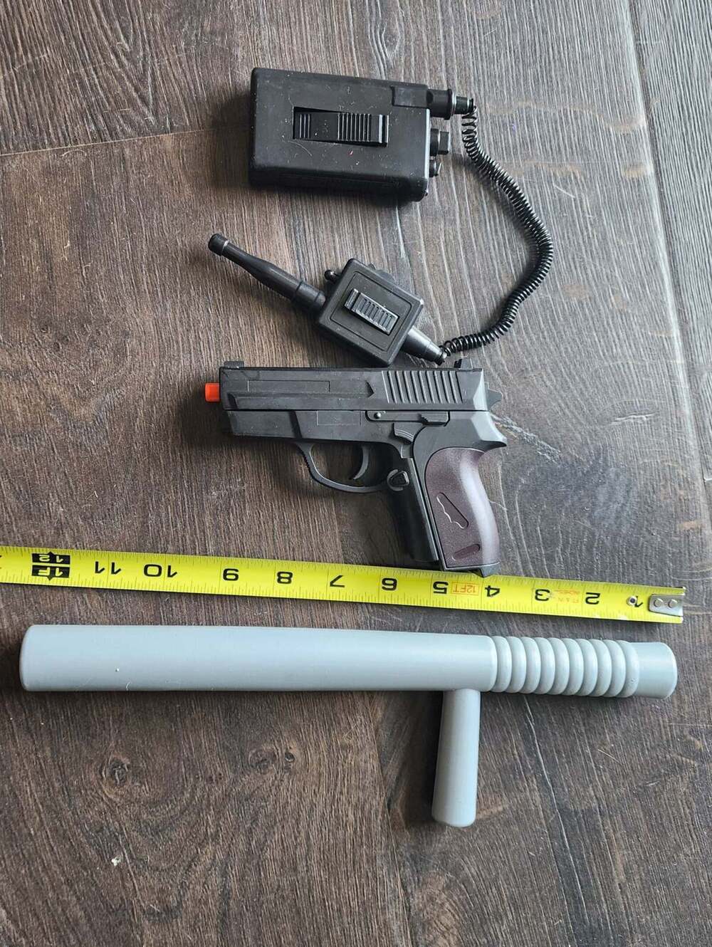 🚨 Cop Tease 🚨 - Picture 6 of 11